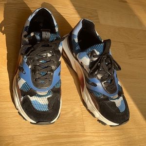 Valentino men’s blue camo sneakers, US 11